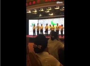 打屁股视频 狠,打屁股视频引发社会热议