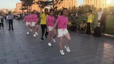 鬼步舞初学视频,跟随视频轻松学会舞步与节奏