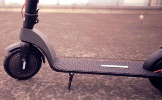 电动滑板车视频,速度与激情的街头新宠