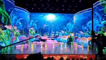 泡泡舞蹈视频,跟随视频领略舞蹈魅力