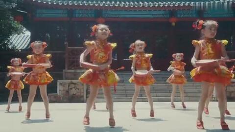 花儿与少年舞蹈视频,舞动青春，共赴舞蹈盛宴