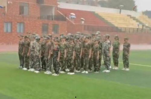 高中军训视频,高中军训生活剪影