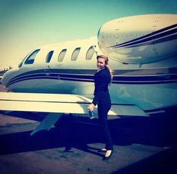 开飞机的视频,揭秘飞行员的空中驾驭之旅