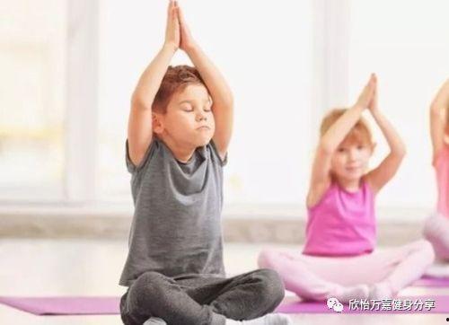 婴儿锻炼视频,跟随视频轻松启蒙运动技能