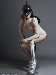 截肢美女视频,视频展现励志人生