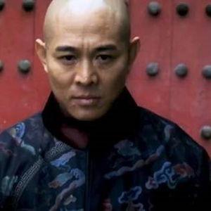 李连杰功夫视频,身手矫健，英姿飒爽