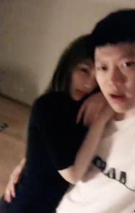 亲吻脖子视频,甜蜜亲吻脖子的温馨瞬间回顾