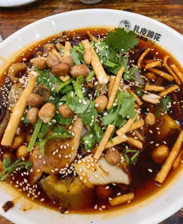 成都美食视频,街头巷尾的味蕾盛宴