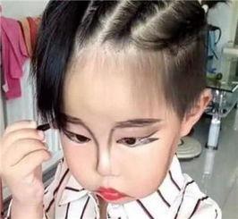 小女孩化妆视频,跟随小女孩学习可爱化妆技巧