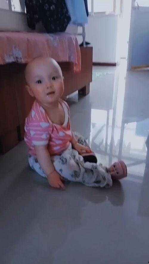 四个月宝宝视频