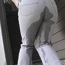 大人尿裤子视频,揭秘大人尿裤子背后的真实故事