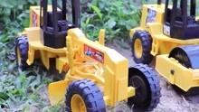 推土机玩具视频,推土机玩具视频带你领略工程乐趣